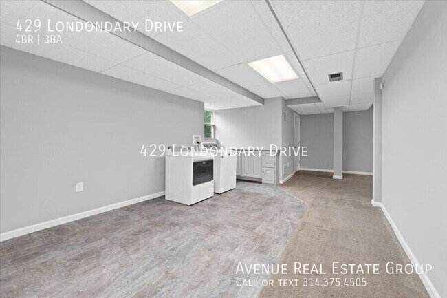 Building Photo - 429 Londondary Dr