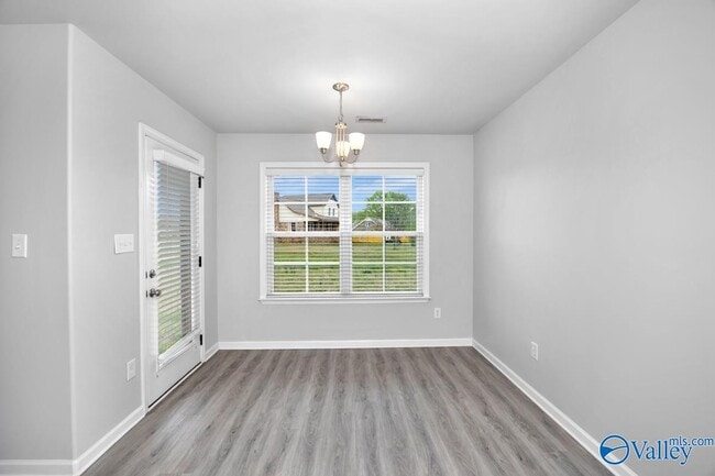 Building Photo - 22637 Quarry Rd