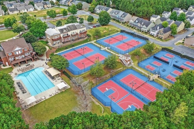 Building Photo - 363 Hiawassee Dr