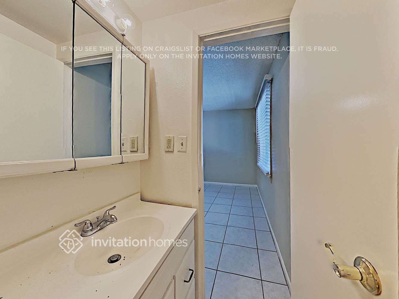 Building Photo - 13232 N 39th St
