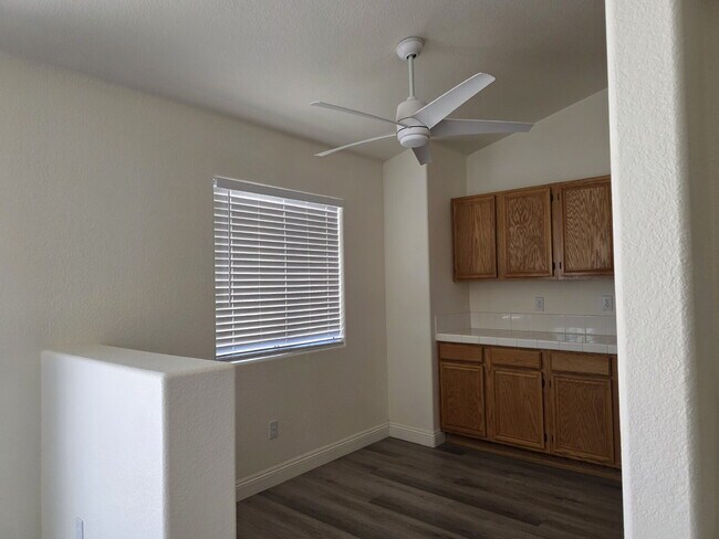 Building Photo - 8712 Cypresswood Ave