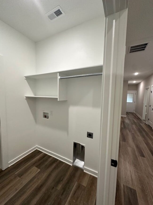 Building Photo - 5417 N Gray Dr