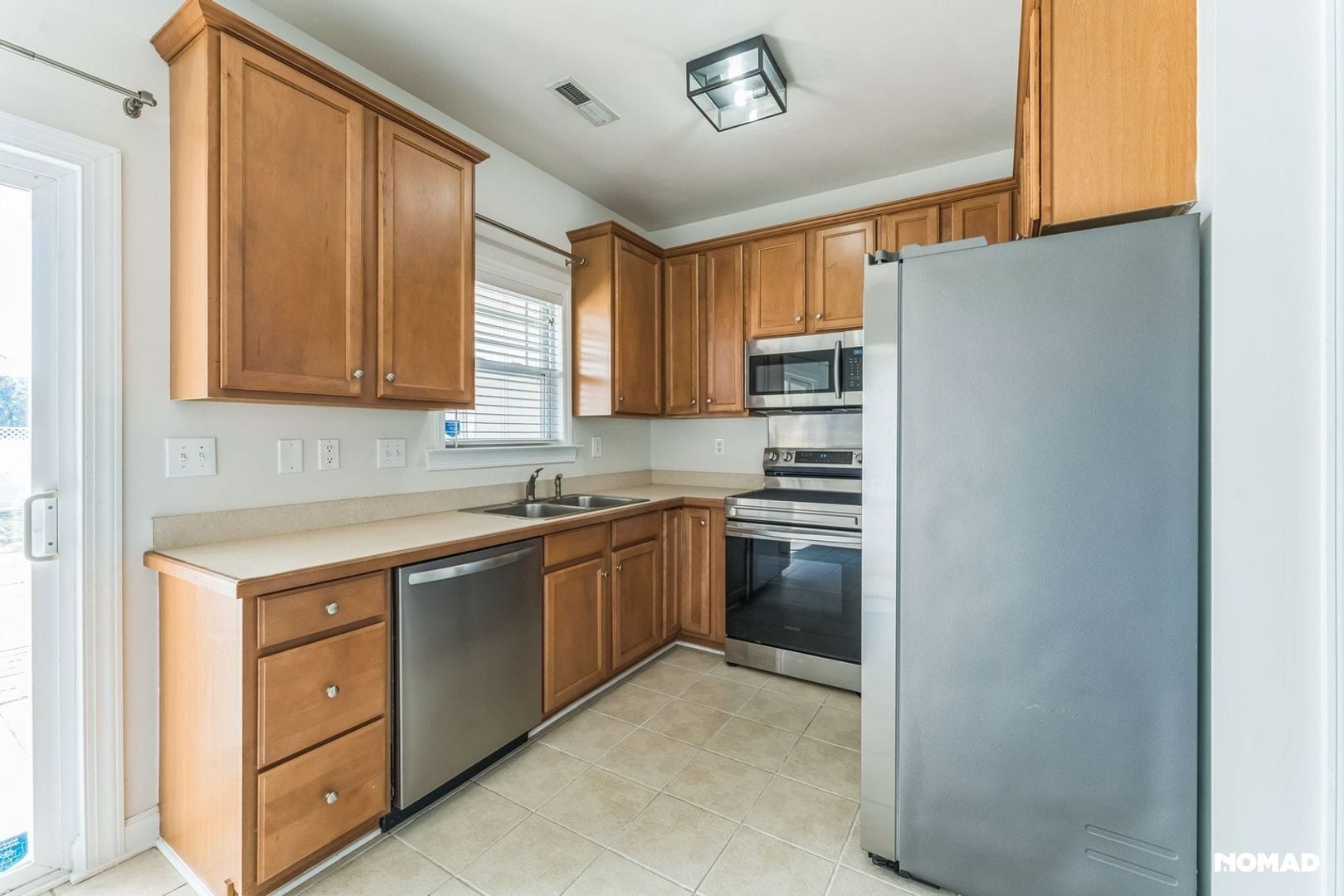 Building Photo - 1006 Trigger Dr