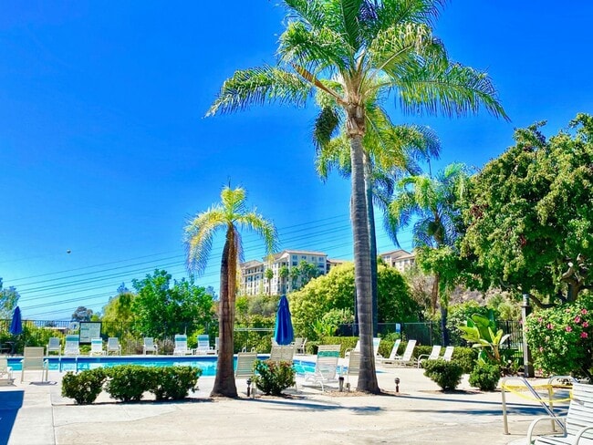 Building Photo - FOR RENT -  3 Bd/2 Ba 1,392 Sf In Friars Village Community, Townhome In San Diego Fashion Valley ...