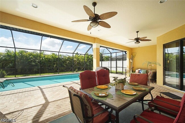 Building Photo - 1502 SW 38th St