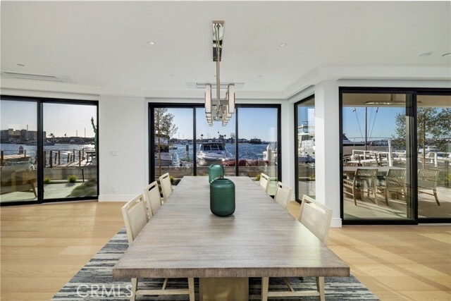 Building Photo - 130 S Bay Front