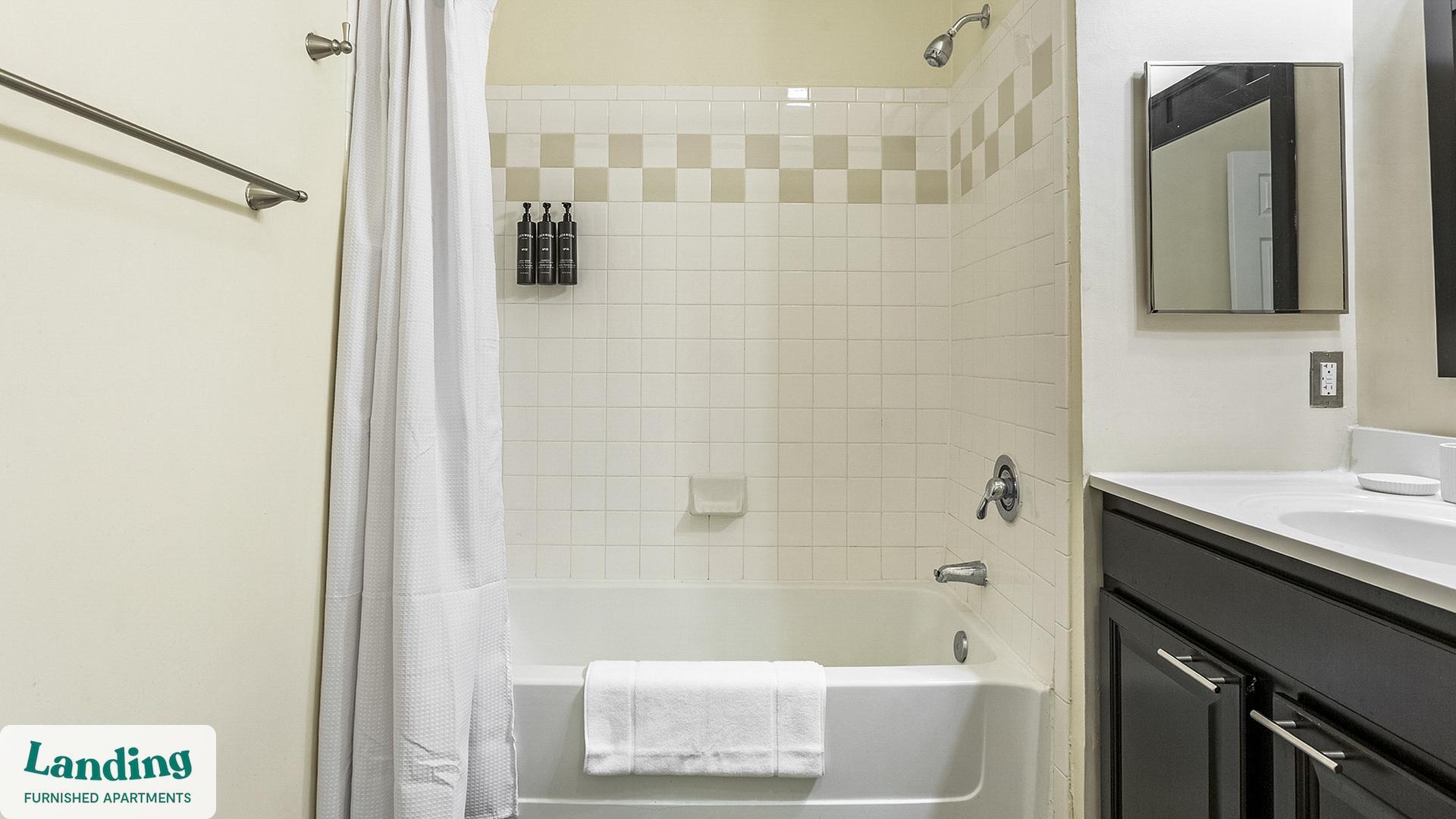 Building Photo - 1776 Patriots Ln