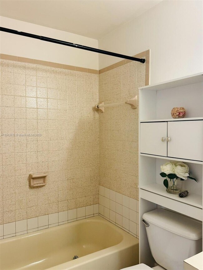 Building Photo - 1327 Riverside Cir