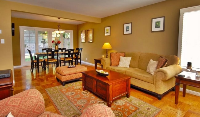 Building Photo - Beautiful 4 Bedroom Home Near Sweeney Ridge Trail