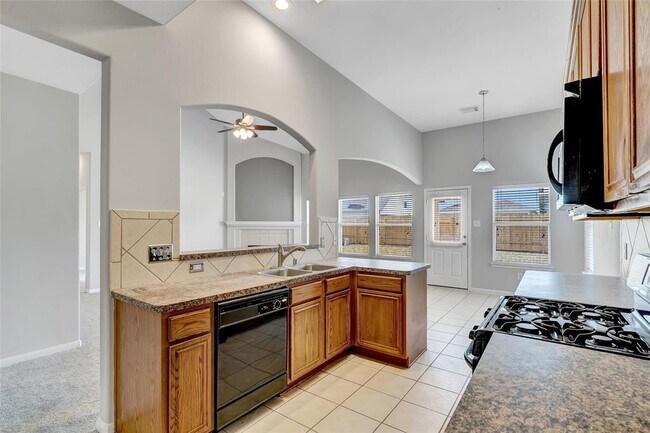 Building Photo - 31723 Regal Park Ct