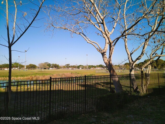 Building Photo - 3551 D'Avinci Way