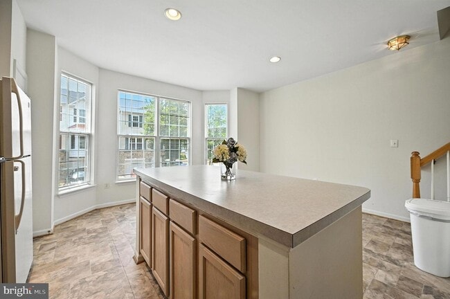 Building Photo - 6949 Banchory Ct