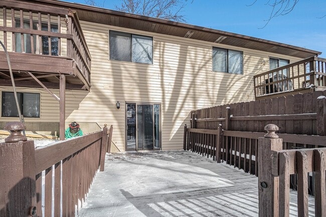 Building Photo - 1995 Monday Dr