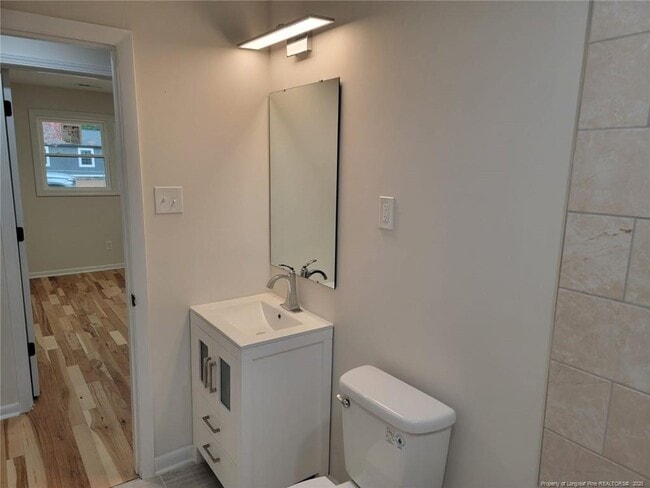 Building Photo - 3202 Periwinkle Dr