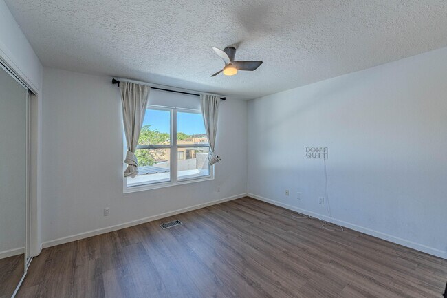 Building Photo - 4929 Black Dr NW