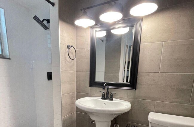 Building Photo - 4636 Irene Loop