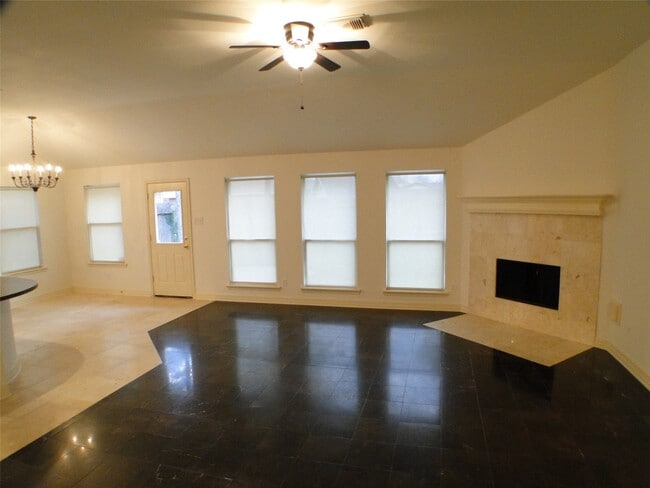 Building Photo - 20606 Palm Rain Ct