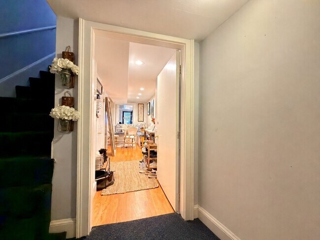 Building Photo - 41 Pinckney St