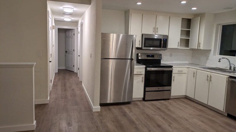 Building Photo - 12518 47th Dr SE