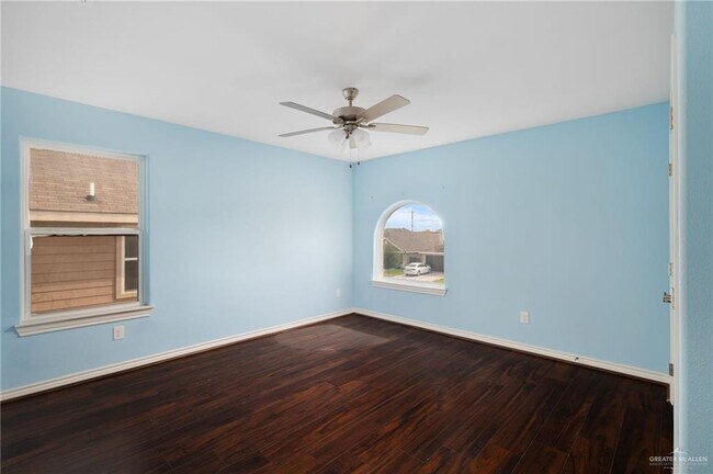 Building Photo - 2306 N 26th St