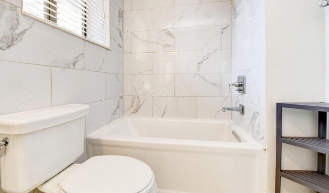 Building Photo - 65 S 5th St