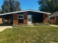 Building Photo - BEAUTIFUL 3 BEDROOM HOME