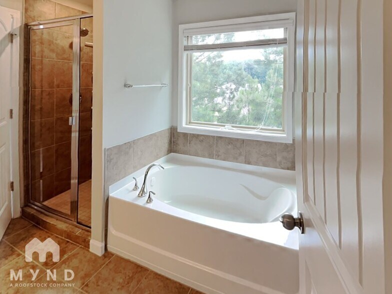 Building Photo - 541 Lanier Ct