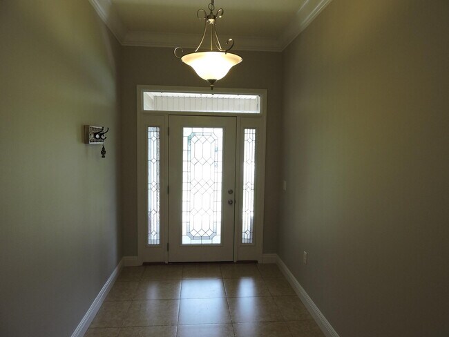 Building Photo - 4587 Ashton Cir