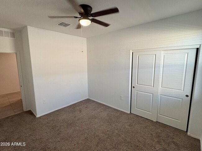 Building Photo - 1575 E Lardner Dr