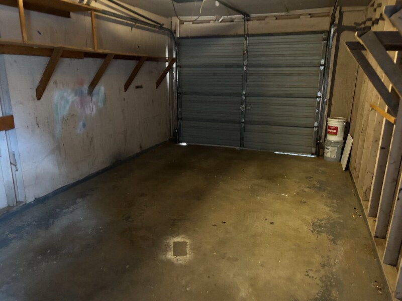 Building Photo - 1527 Kirkland Dr