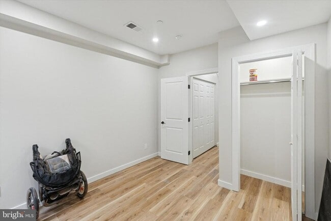 Building Photo - 1250 S 27th St