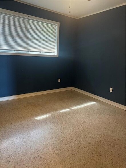 Building Photo - 324 Chinchilla Dr