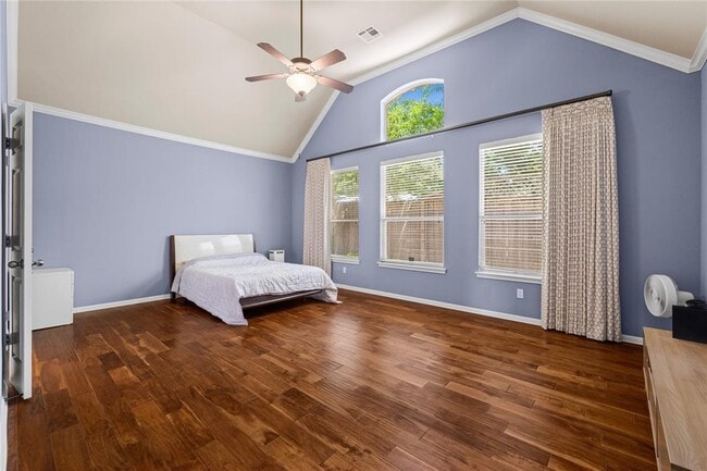 Building Photo - 814 Arrowhead Trail