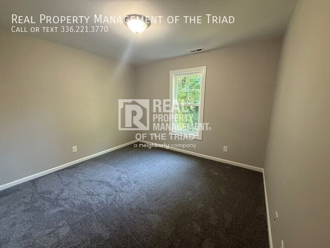 Building Photo - 2234 Nettlebrook Dr