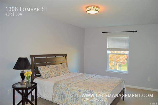 Building Photo - 1308 Lombar St