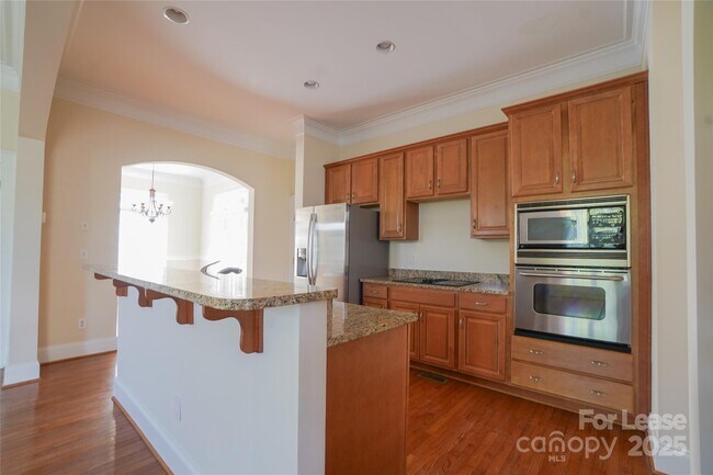 Building Photo - 509 Lees Ct St