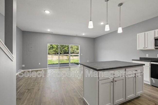 Building Photo - 7077 Homestead Rd