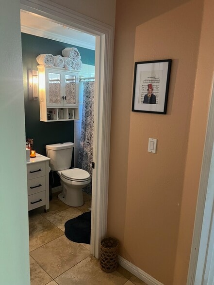 Building Photo - 4955 Hanawai St