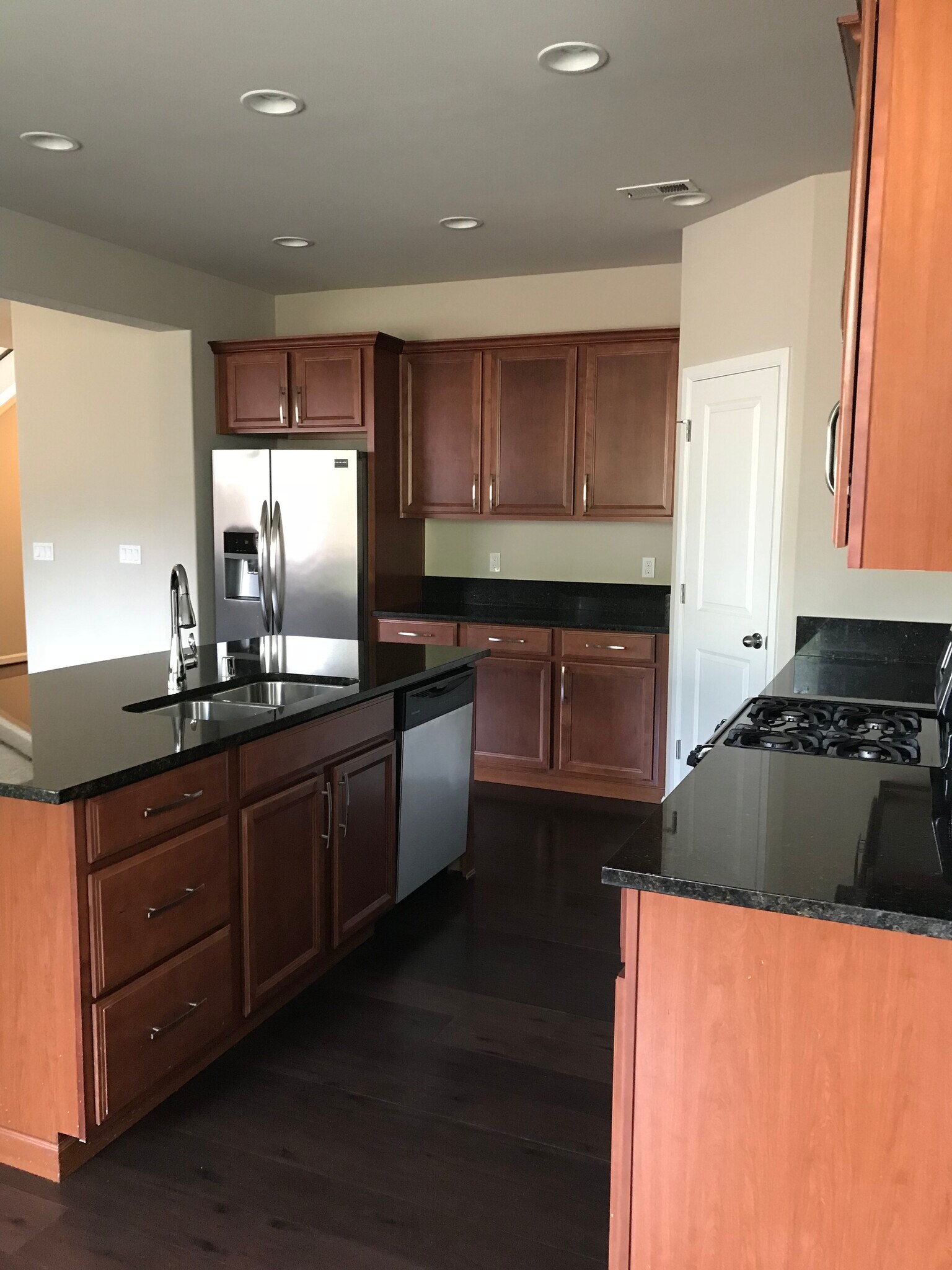 Kitchen - 8828 Jayden Ln NE