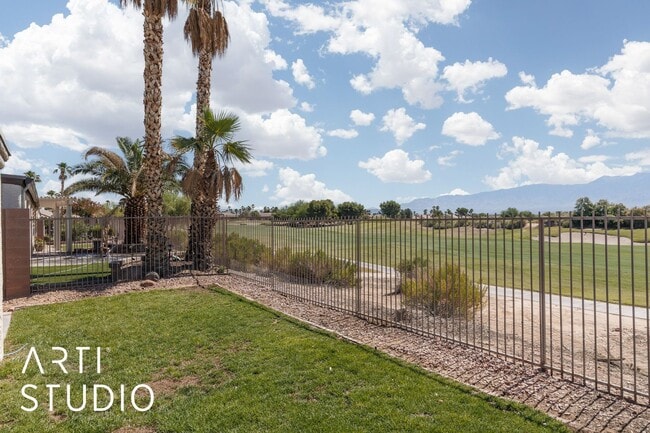 Building Photo - ***Sunset Greens 3 Bedroom 2 Bath Unfurnis...
