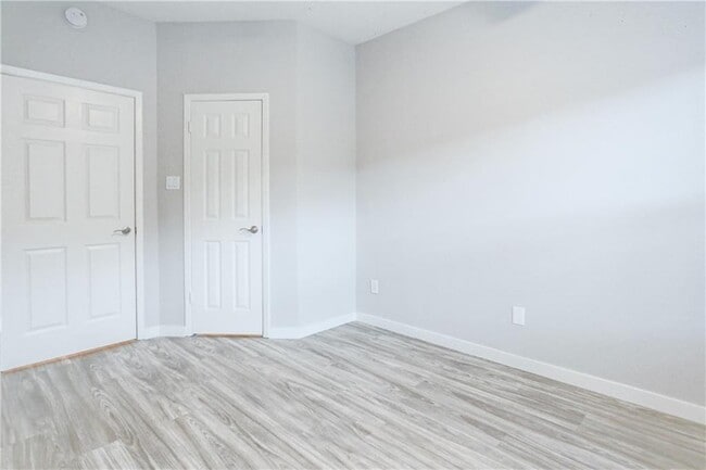 Building Photo - 9504 Menchaca Rd