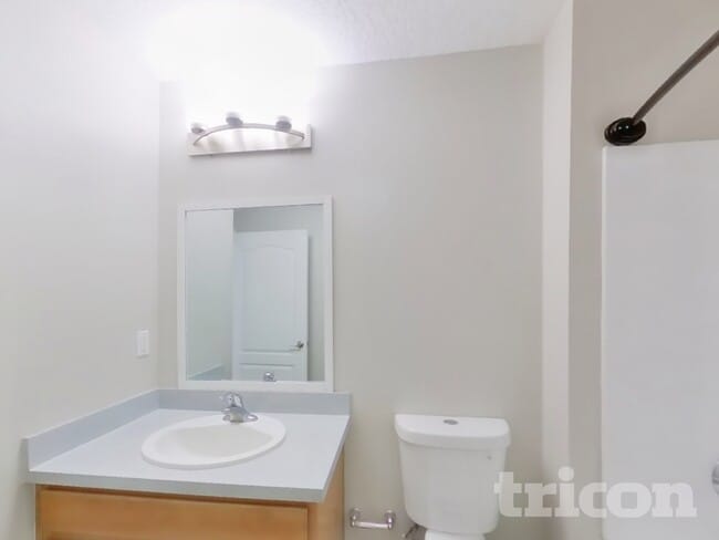 Building Photo - 86216 Vegas Blvd