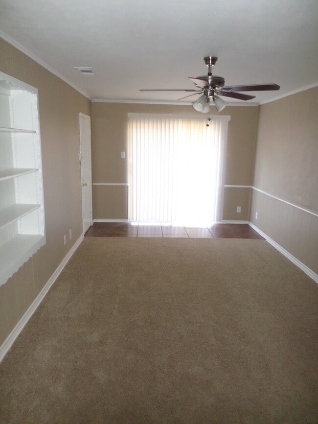 Building Photo - 1256 Whispering Trail