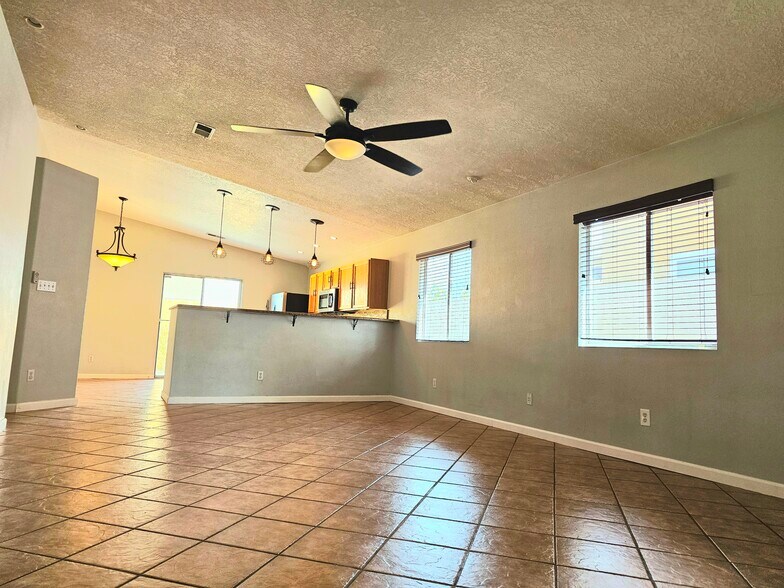 Building Photo - 10740 Stone Hollow Pl NW