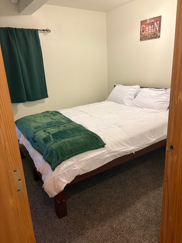 Building Photo - 139 Pine Hollow Rd