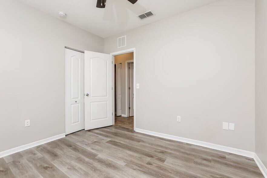 Building Photo - 7206 Rafanelli Ct
