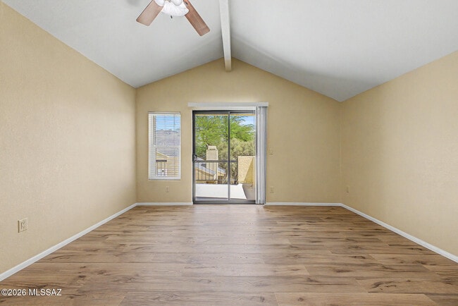 Building Photo - 5250 Woodspring Dr