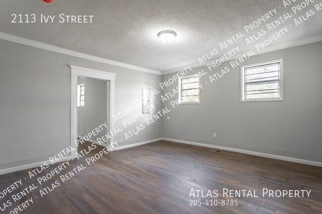 Building Photo - 2113 Ivy St