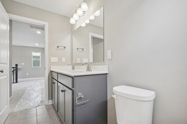 Building Photo - 7074 Unitas Lp