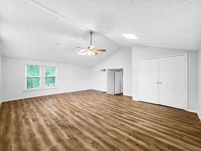 Building Photo - Coming Soon! 4 BR/2BA | Newly Renovated Single Family Home | 1-Car Garage Parking | Covered Patio...